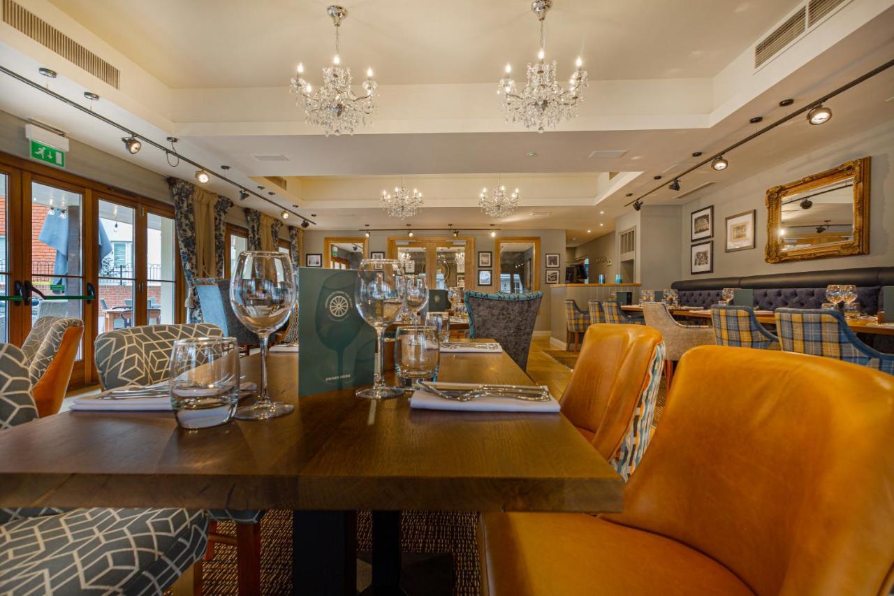 The White Horse Hotel, Romsey, Hampshire Extérieur photo