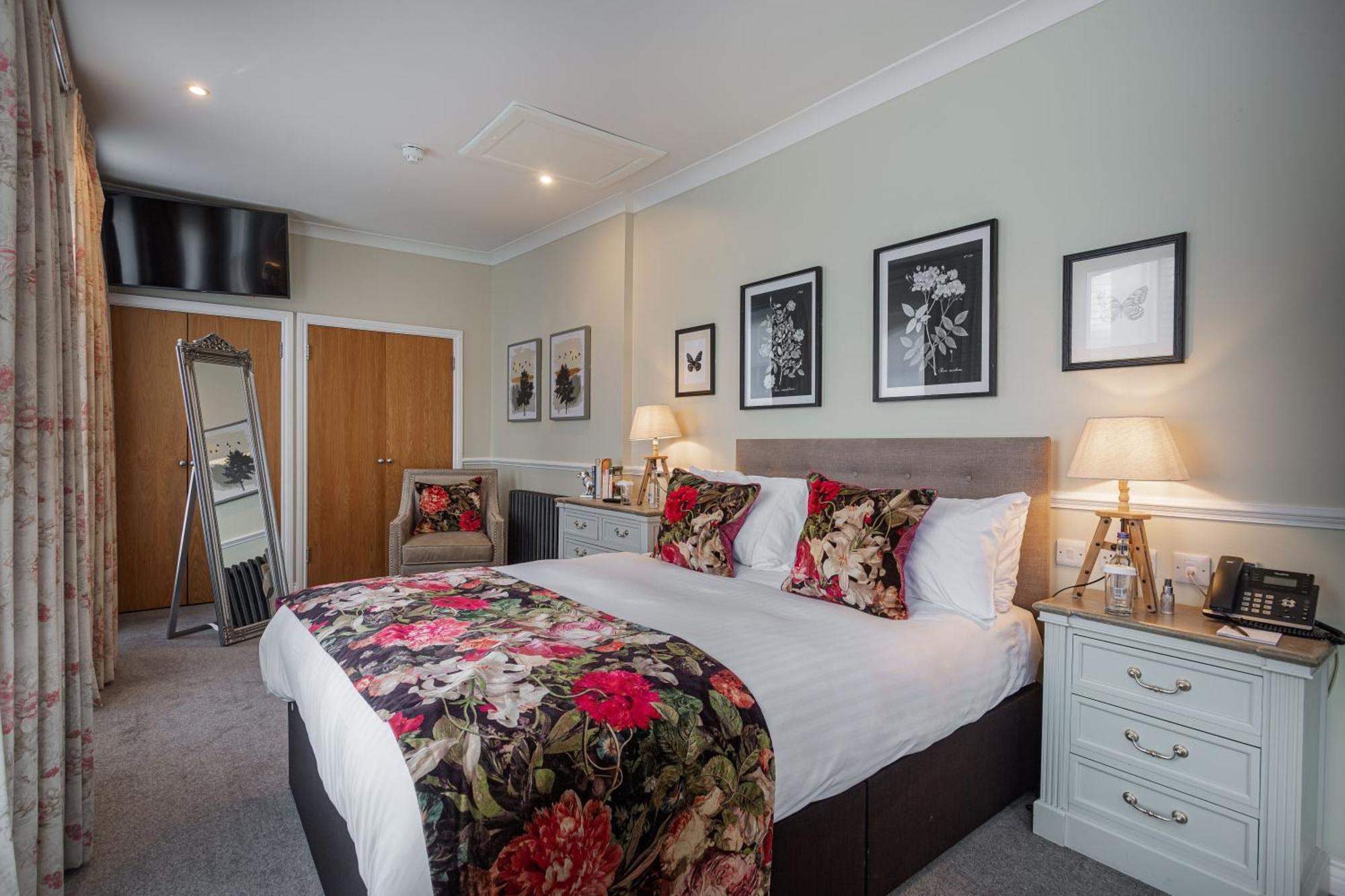 The White Horse Hotel, Romsey, Hampshire Extérieur photo