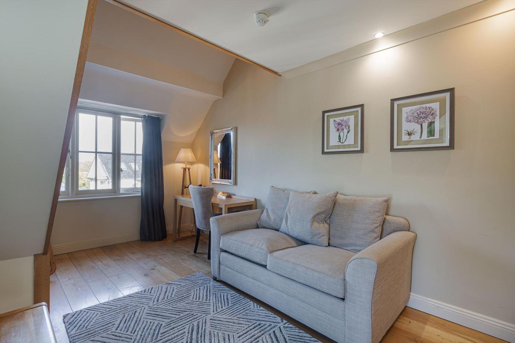 The White Horse Hotel, Romsey, Hampshire Extérieur photo