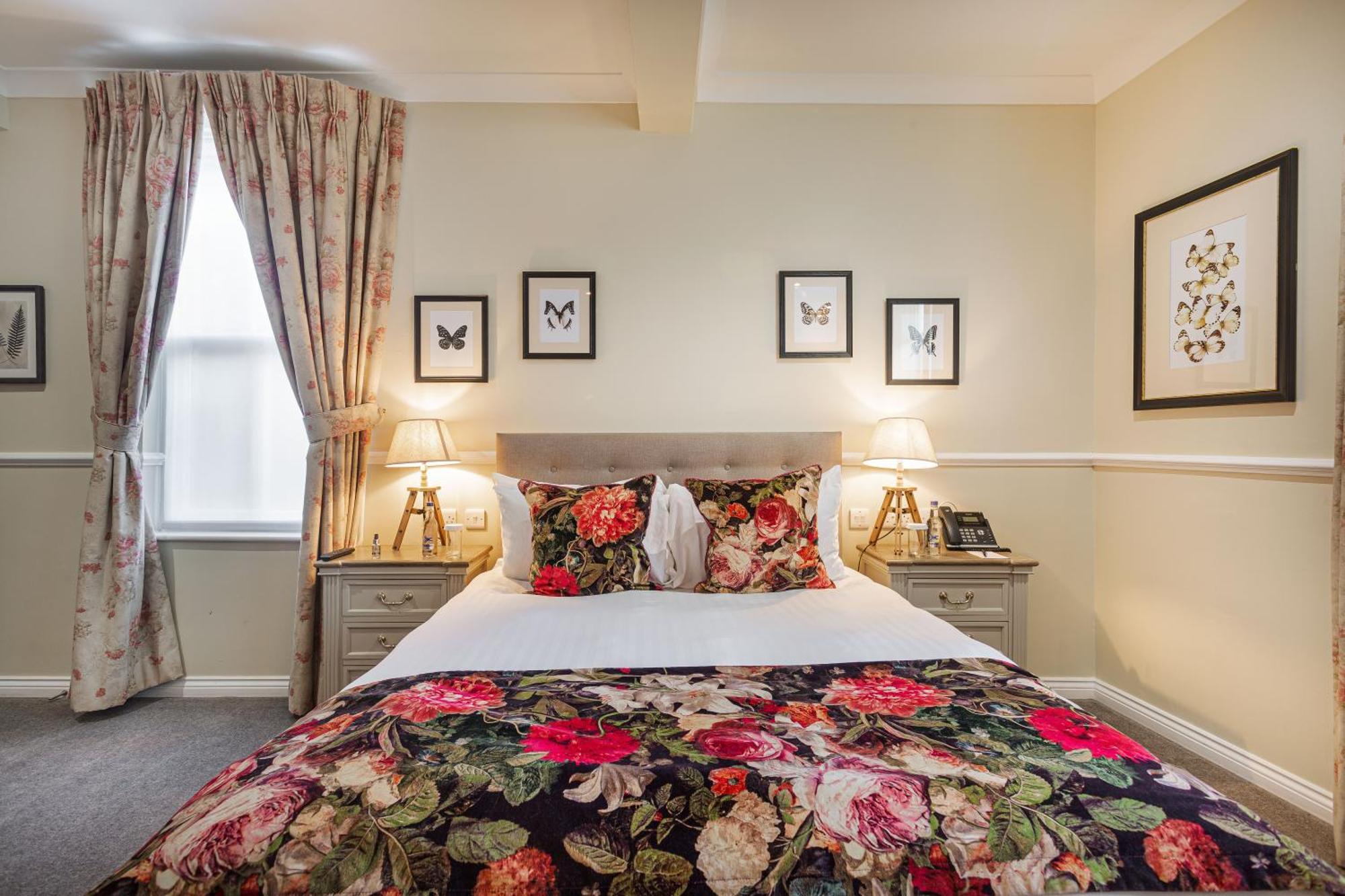 The White Horse Hotel, Romsey, Hampshire Extérieur photo