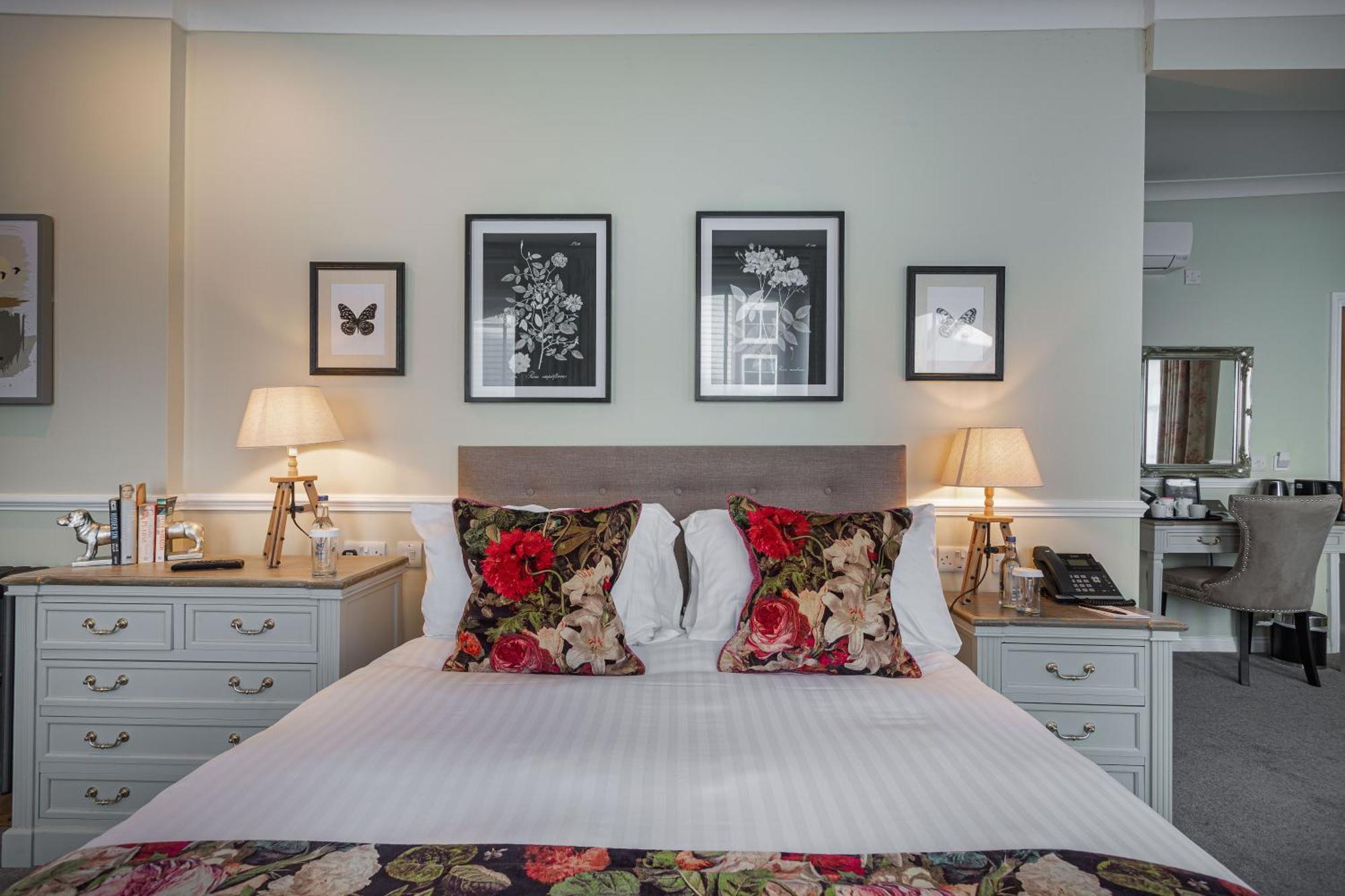 The White Horse Hotel, Romsey, Hampshire Extérieur photo