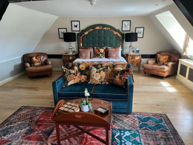 The White Horse Hotel, Romsey, Hampshire Extérieur photo